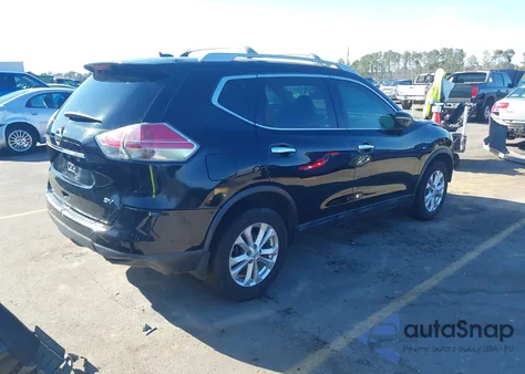 2015 Nissan Rogue Sv z USA, uszkodzony, nr VIN 5N1AT2MT8FC911286